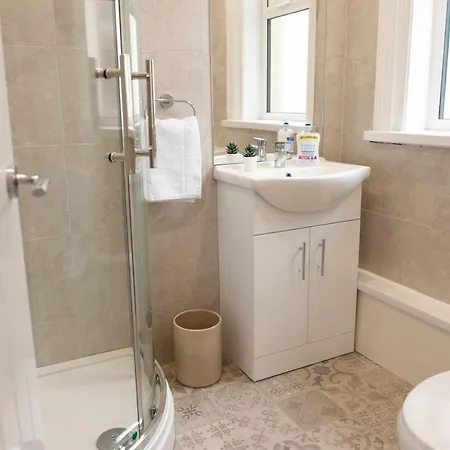 Charles Alexander Short Stay - Highcliffe Apartments Cleveleys Buitenkant foto